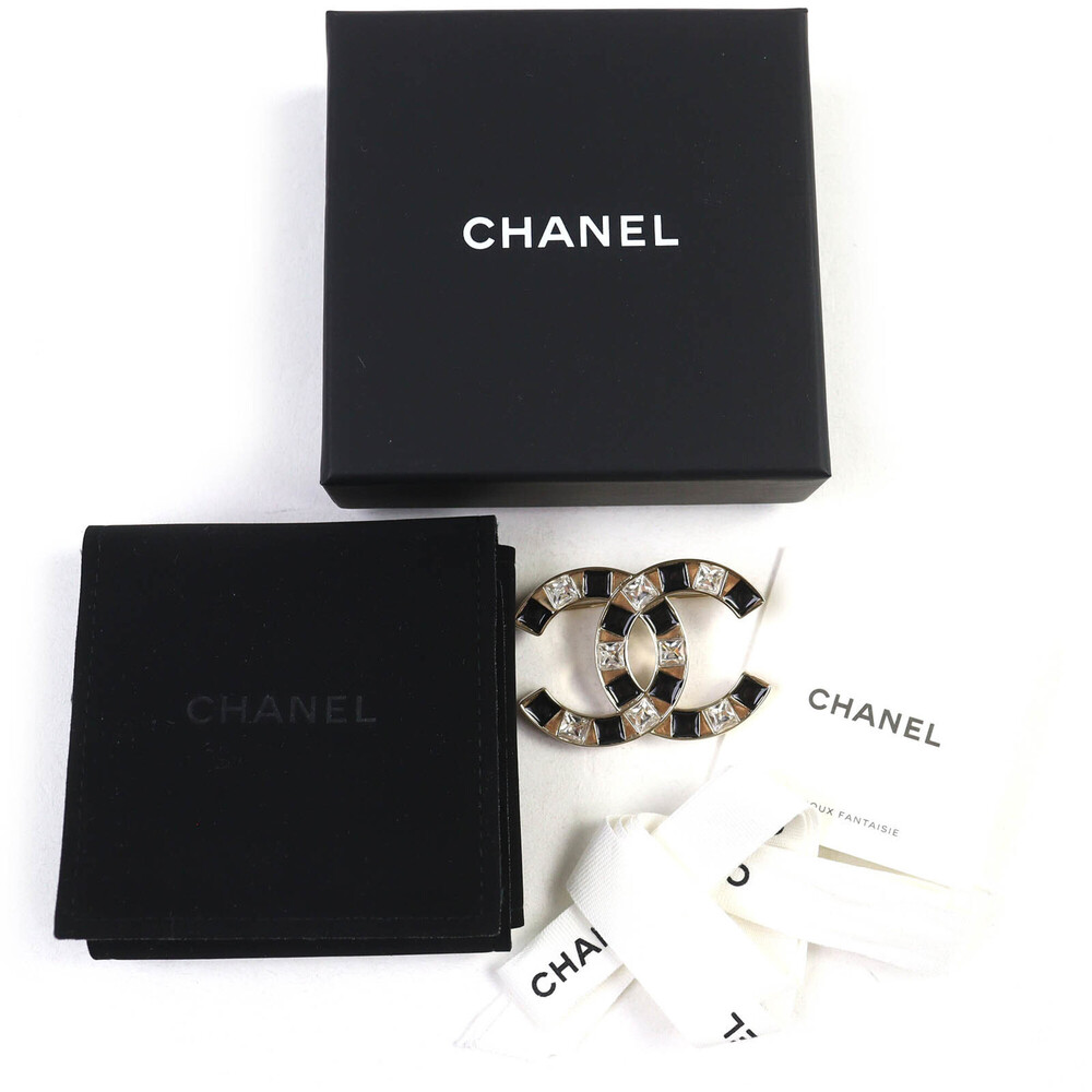 CHANEL Black Logo Brooch - Picture 2 of 6